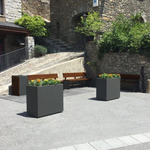 VALENCIA_ENVIRONMENT